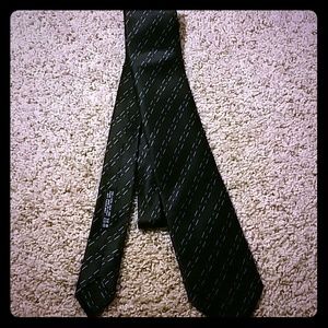 Brioni Black and Green Silk Tie